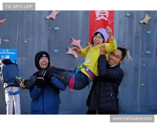 赛后复盘:北京攀岩队与广州攀岩队速度对决的精彩瞬间与战术分析