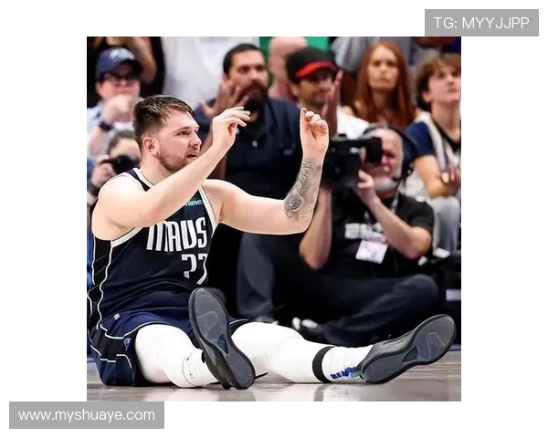 伯恩利与热刺激战正酣比分悬念不断引发球迷热议